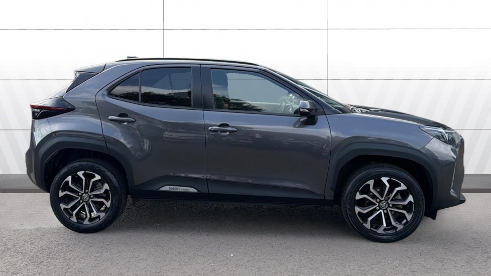Toyota Yaris Cross 1.5 Hybrid Design 5dr CVT Hybrid Estate - Image 5