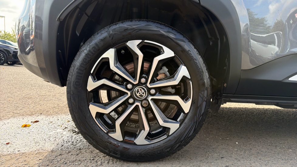 Toyota Yaris Cross 1.5 Hybrid Design 5dr CVT Hybrid Estate - Image 7