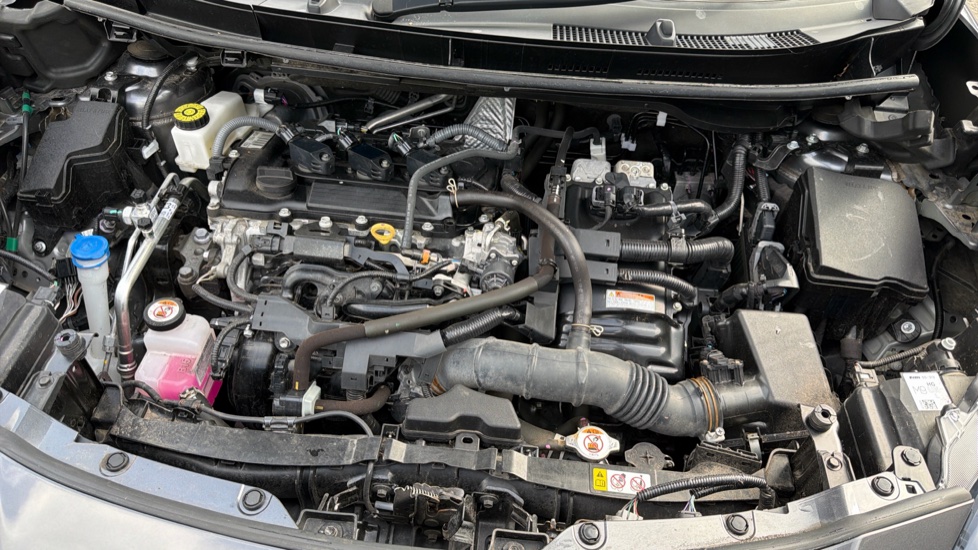 Toyota Yaris Cross 1.5 Hybrid Design 5dr CVT Hybrid Estate - Image 8