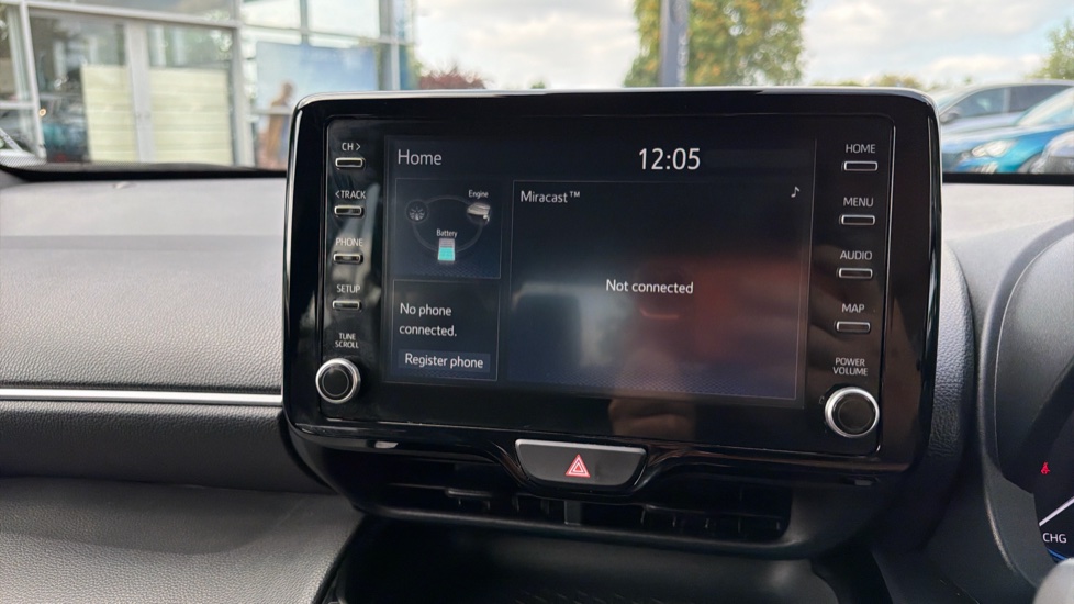 Toyota Yaris Cross 1.5 Hybrid Design 5dr CVT Hybrid Estate - Image 12