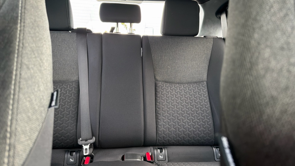 Toyota Yaris Cross 1.5 Hybrid Design 5dr CVT Hybrid Estate - Image 15