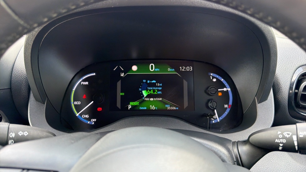 Toyota Yaris Cross 1.5 Hybrid Design 5dr CVT Hybrid Estate - Image 18