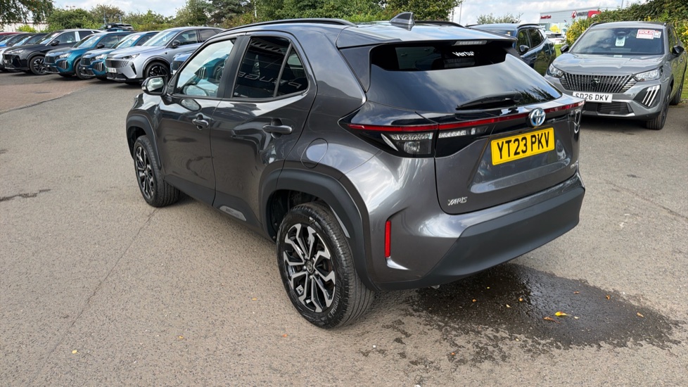 Toyota Yaris Cross 1.5 Hybrid Design 5dr CVT Hybrid Estate - Image 29