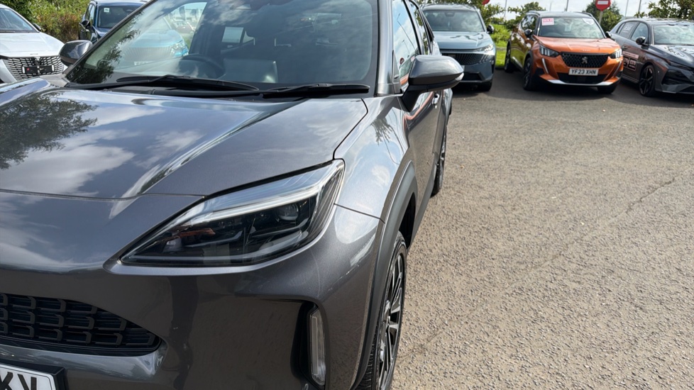 Toyota Yaris Cross 1.5 Hybrid Design 5dr CVT Hybrid Estate - Image 35