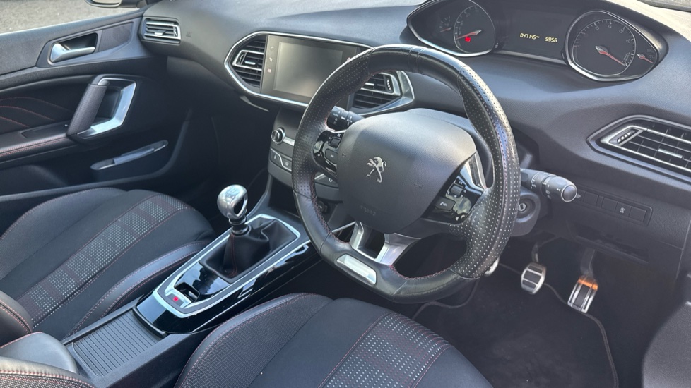 Peugeot 308 1.2 PureTech 130 GT Line 5dr Petrol Estate - Image 11