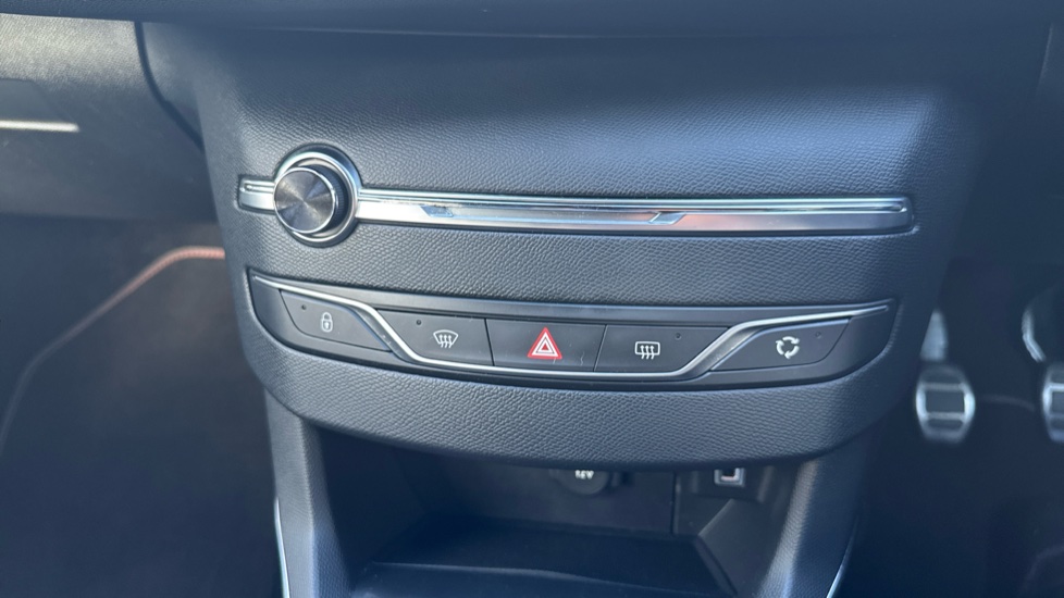 Peugeot 308 1.2 PureTech 130 GT Line 5dr Petrol Estate - Image 35