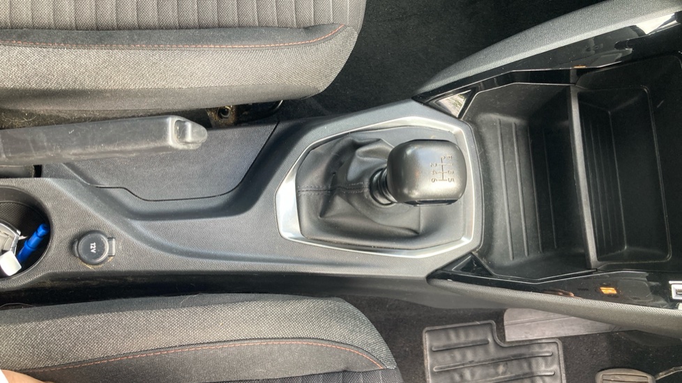 Peugeot 208 1.2 PureTech 100 Active Premium + 5dr Petrol Hatchback - Image 13