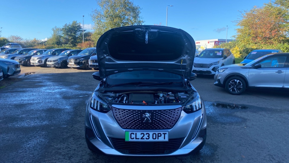 Peugeot 2008 100kW GT 50kWh 5dr Auto Electric Estate - Image 8