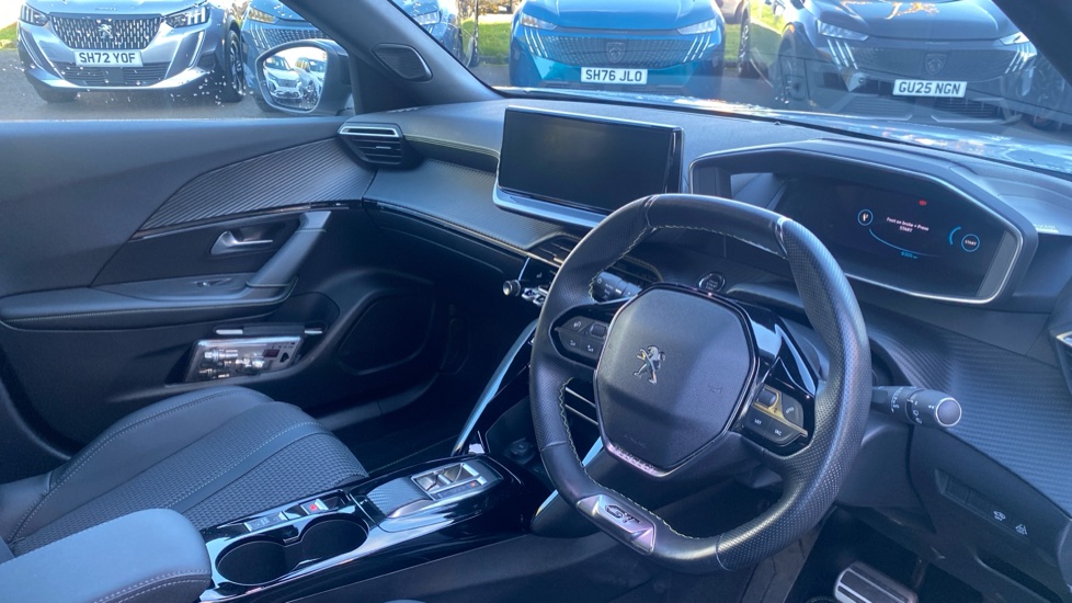Peugeot 2008 100kW GT 50kWh 5dr Auto Electric Estate - Image 11