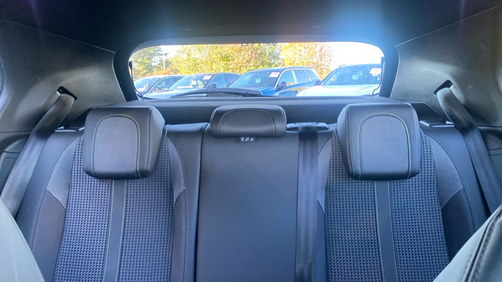 Peugeot 2008 100kW GT 50kWh 5dr Auto Electric Estate - Image 15