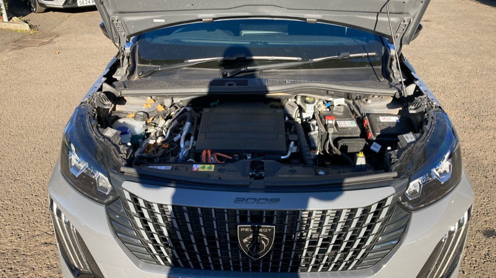 Peugeot 2008 100kW Allure 50kWh 5dr Auto Electric Estate - Image 8