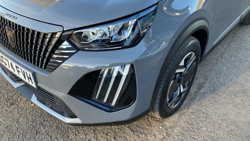 Peugeot 2008 100kW Allure 50kWh 5dr Auto Electric Estate - Image 24