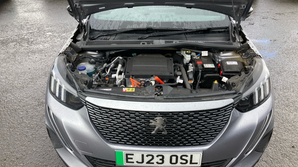Peugeot 2008 100kW GT 50kWh 5dr Auto Electric Estate - Image 8
