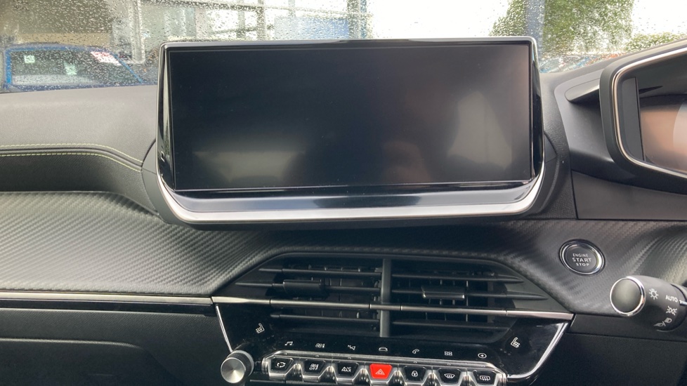 Peugeot 2008 100kW GT 50kWh 5dr Auto Electric Estate - Image 12