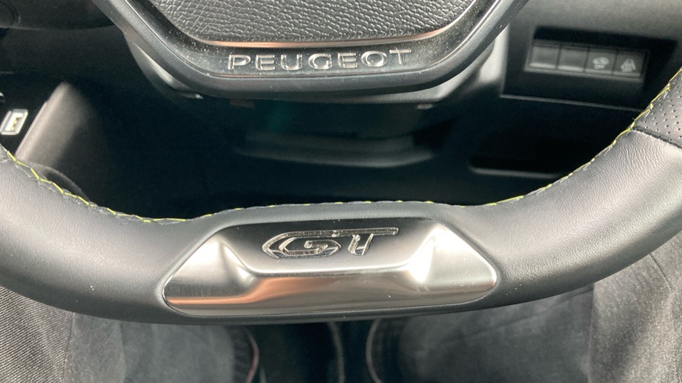 Peugeot 2008 100kW GT 50kWh 5dr Auto Electric Estate - Image 26