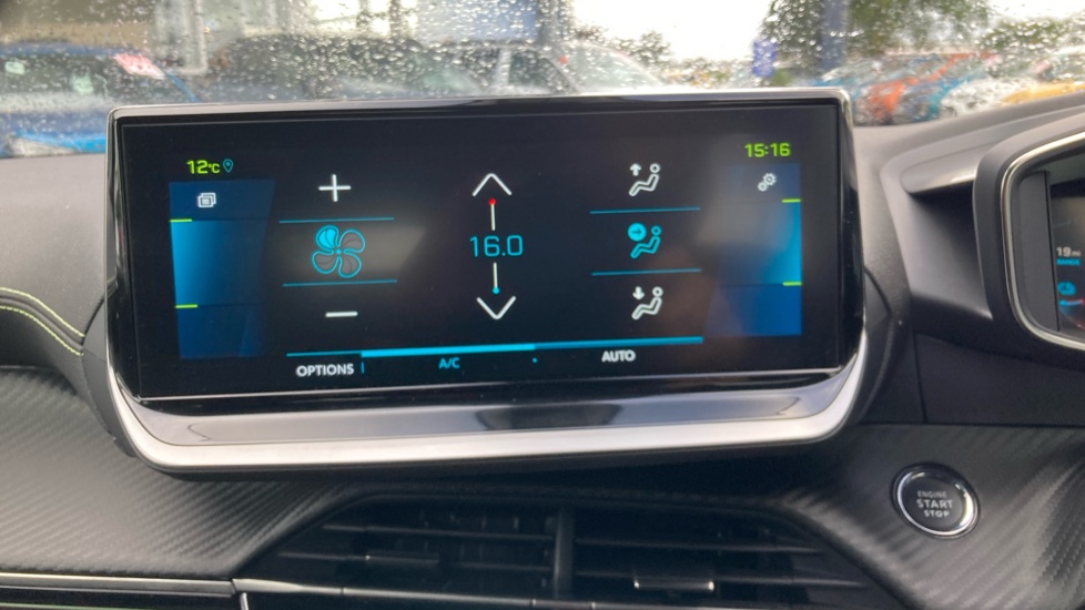 Peugeot 2008 100kW GT 50kWh 5dr Auto Electric Estate - Image 37