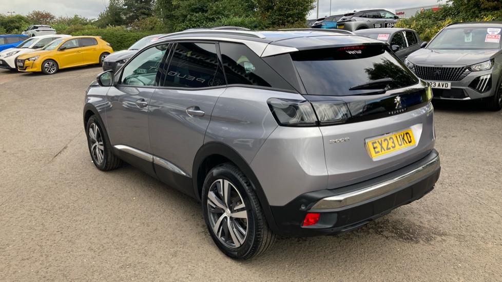 Peugeot 3008 1.2 PureTech Allure Premium+ 5dr EAT8 Petrol Estate - Image 34