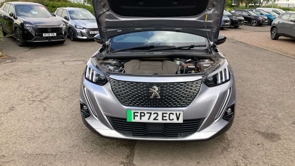 Peugeot 2008 100kW GT 50kWh 5dr Auto Electric Estate - Image 8