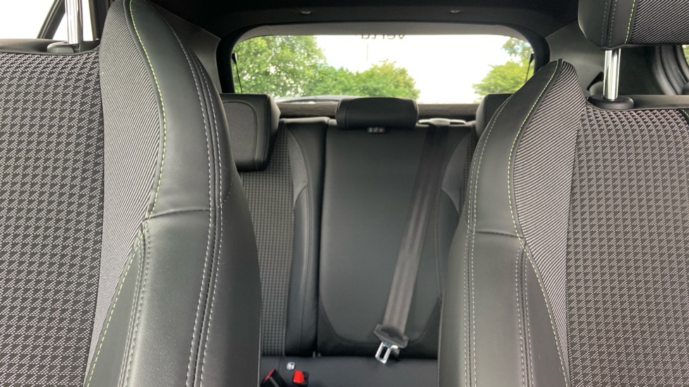 Peugeot 2008 100kW GT 50kWh 5dr Auto Electric Estate - Image 15