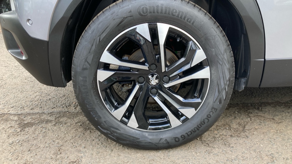 Peugeot 2008 100kW GT 50kWh 5dr Auto Electric Estate - Image 22