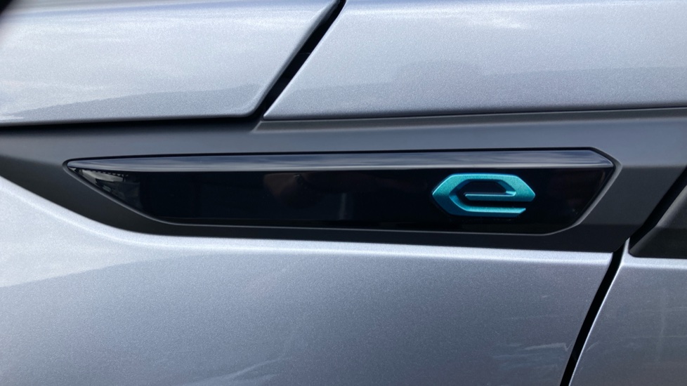 Peugeot 2008 100kW GT 50kWh 5dr Auto Electric Estate - Image 25