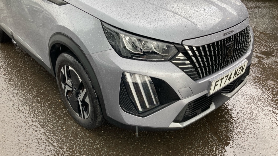 Peugeot 2008 1.2 PureTech 130 Allure 5dr EAT8 Petrol Estate - Image 34