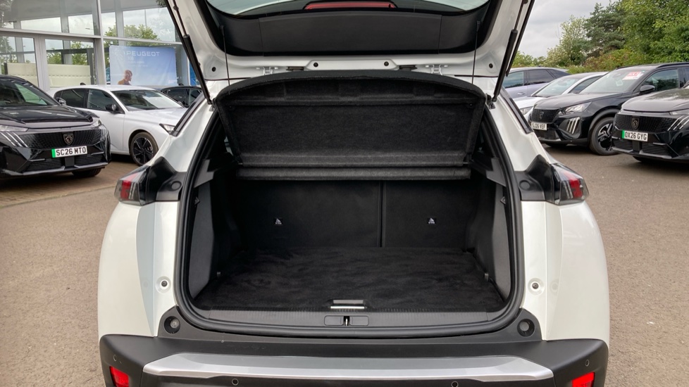 Peugeot 2008 1.2 PureTech Allure Premium+ 5dr Petrol Estate - Image 4