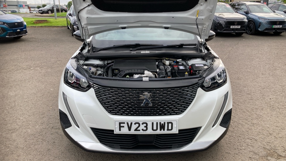 Peugeot 2008 1.2 PureTech Allure Premium+ 5dr Petrol Estate - Image 8