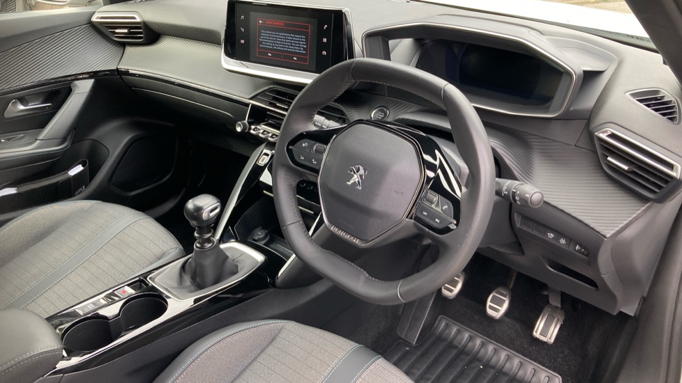 Peugeot 2008 1.2 PureTech Allure Premium+ 5dr Petrol Estate - Image 11
