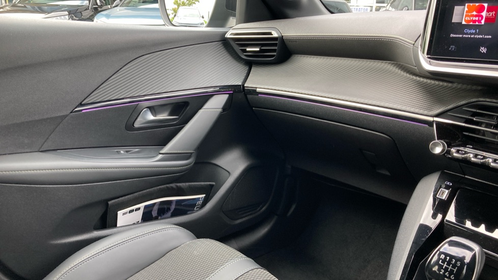 Peugeot 208 1.2 PureTech 100 GT 5dr Petrol Hatchback - Image 24