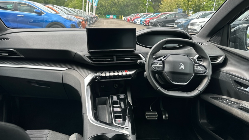 Peugeot 3008 1.6 Hybrid 180 Active 5dr e-EAT8 Estate - Image 10