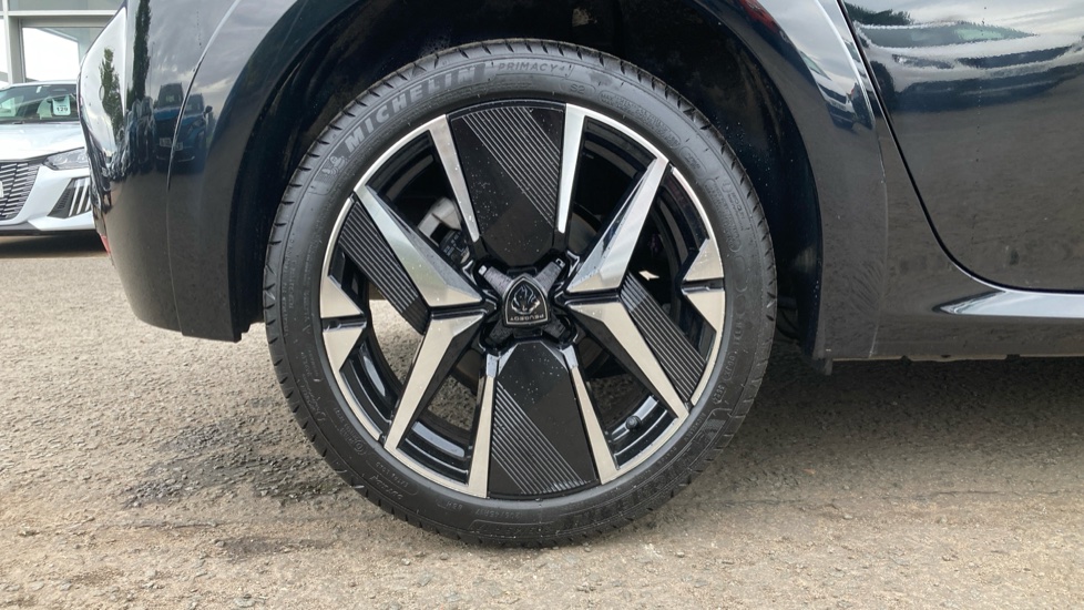 Peugeot 208 1.2 PureTech 100 GT 5dr Petrol Hatchback - Image 7