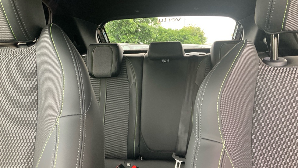 Peugeot 208 1.2 PureTech 100 GT 5dr Petrol Hatchback - Image 15