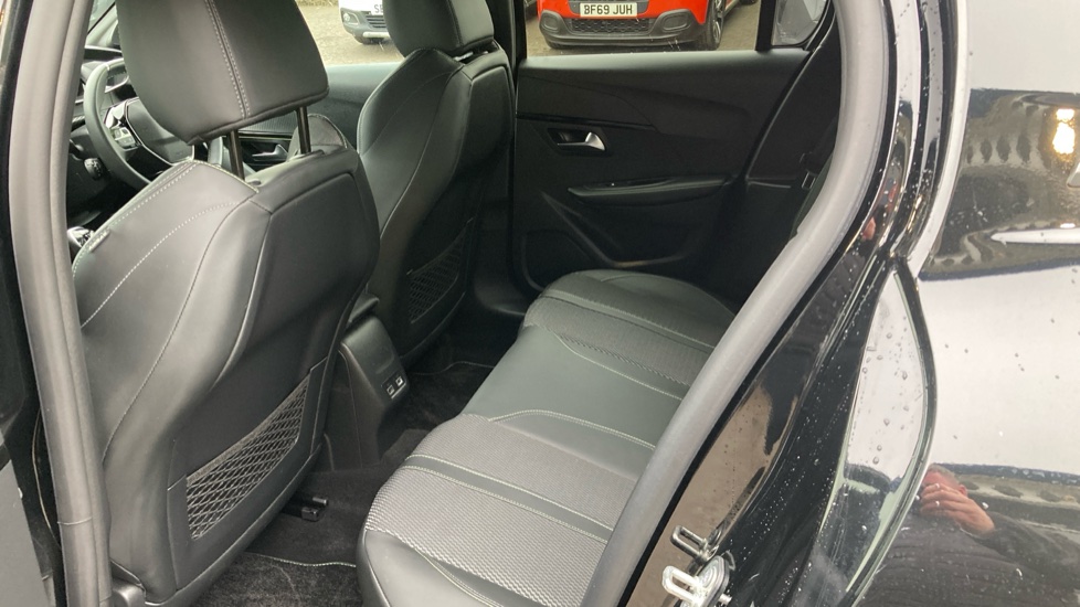 Peugeot 208 1.2 PureTech 100 GT 5dr Petrol Hatchback - Image 16