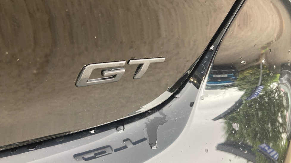 Peugeot 208 1.2 PureTech 100 GT 5dr Petrol Hatchback - Image 30
