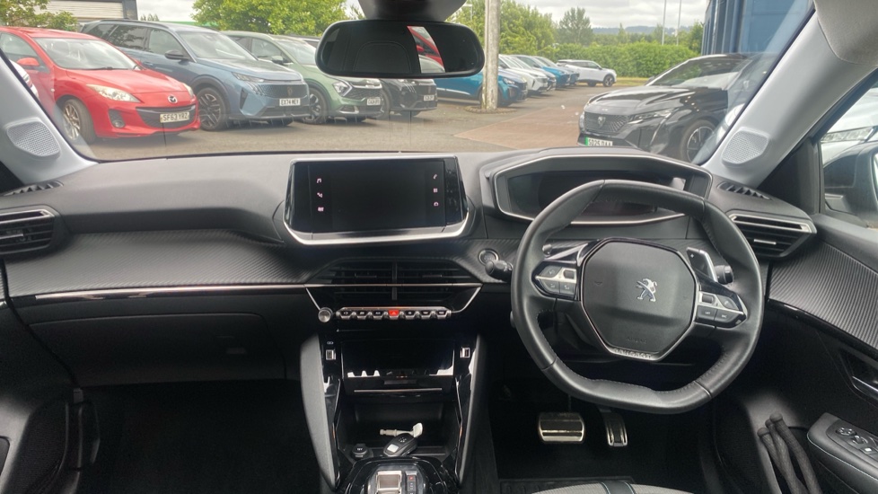 Peugeot 208 1.2 PureTech 100 Allure Premium + 5dr EAT8 Petrol Hatchback - Image 10