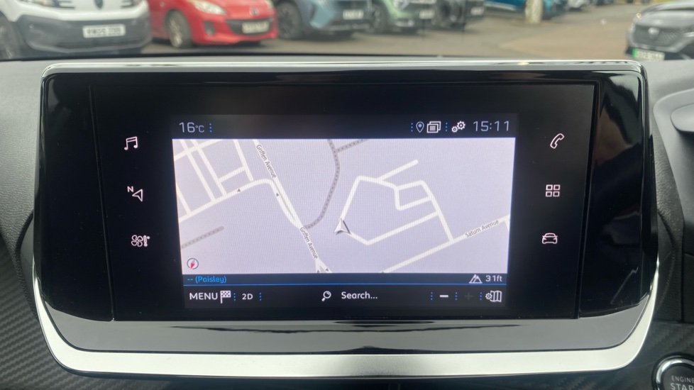 Peugeot 208 1.2 PureTech 100 Allure Premium + 5dr EAT8 Petrol Hatchback - Image 12