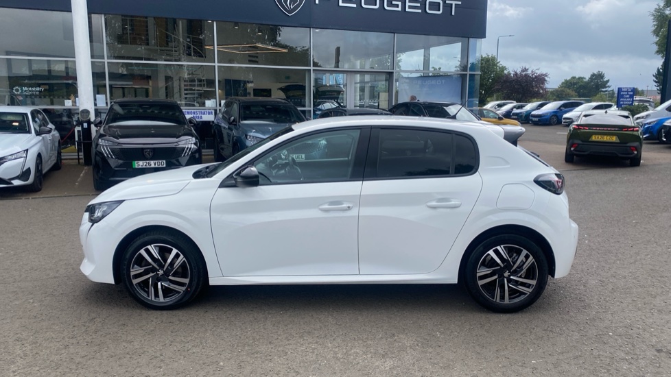 Peugeot 208 1.2 PureTech 100 Allure Premium + 5dr EAT8 Petrol Hatchback - Image 23