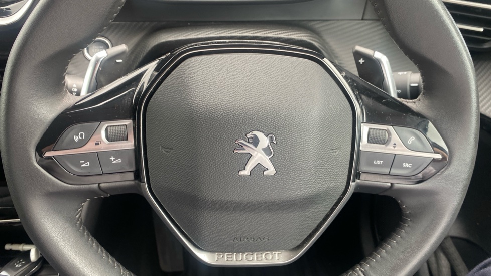 Peugeot 208 1.2 PureTech 100 Allure Premium + 5dr EAT8 Petrol Hatchback - Image 29