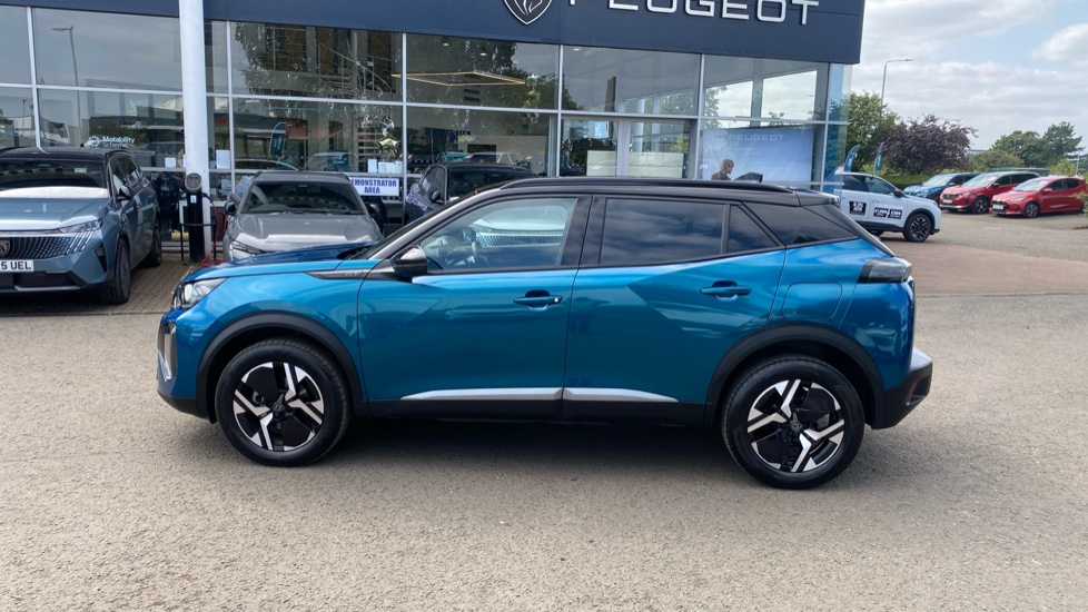 Peugeot 2008 1.2 PureTech 130 GT 5dr EAT8 Petrol Estate - Image 23