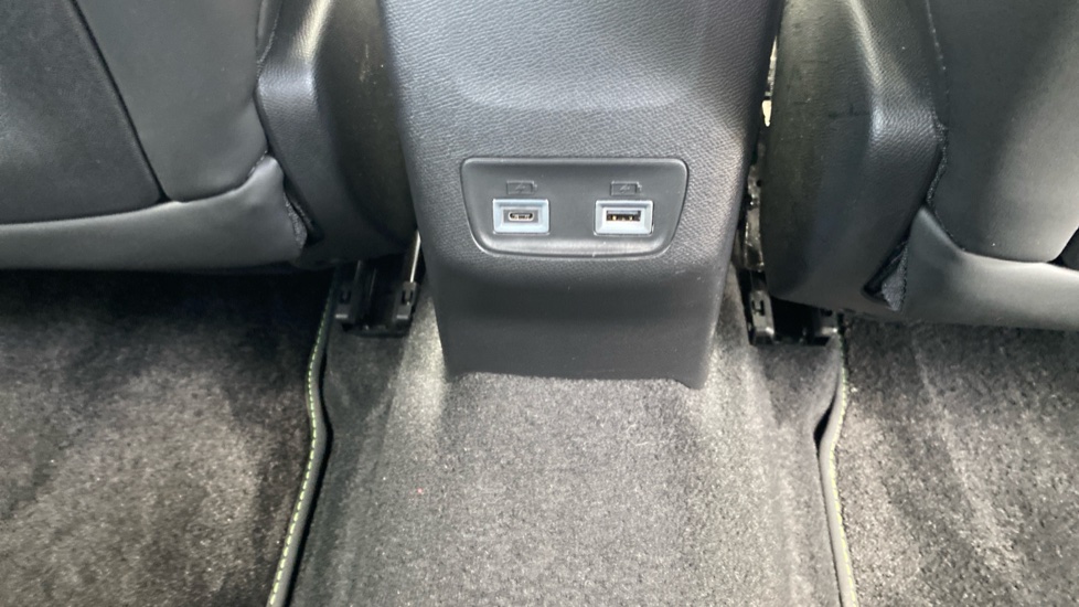 Peugeot 2008 1.2 PureTech 130 GT 5dr EAT8 Petrol Estate - Image 26