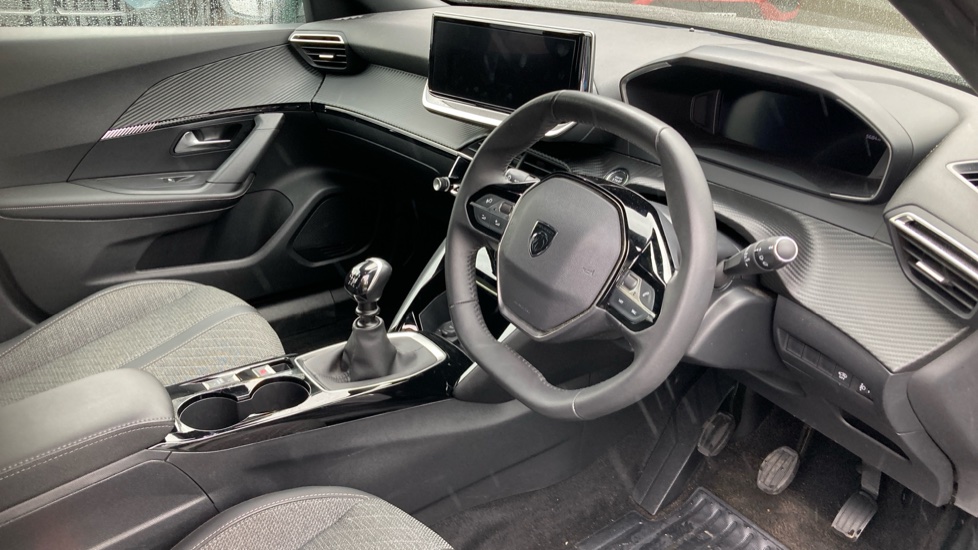 Peugeot 2008 1.2 PureTech 130 Allure 5dr Petrol Estate - Image 11