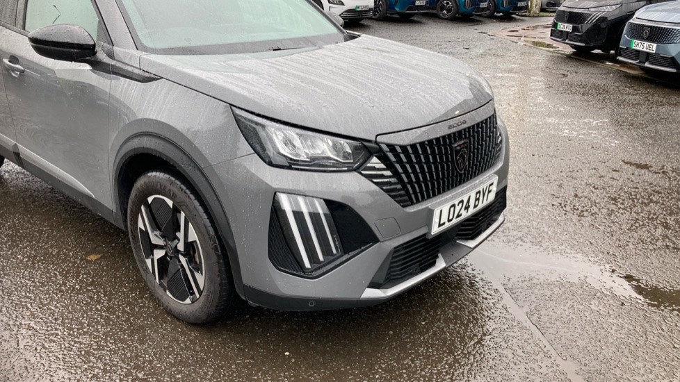 Peugeot 2008 1.2 PureTech 130 Allure 5dr Petrol Estate - Image 26