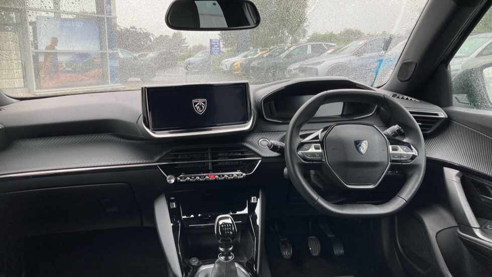 Peugeot 2008 1.2 PureTech 130 Allure 5dr Petrol Estate - Image 40