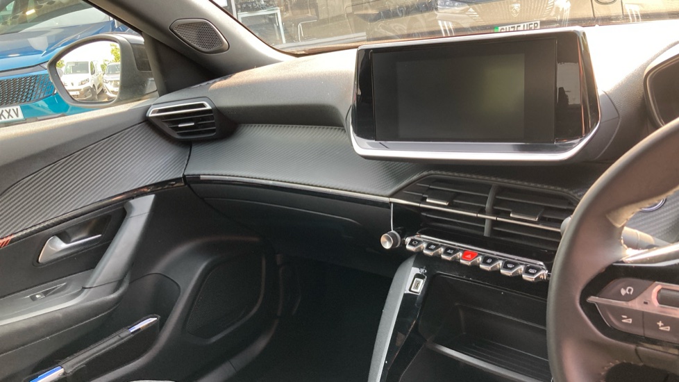Peugeot 2008 100kW Active Premium+ 50kWh 5dr Auto Electric Estate - Image 14