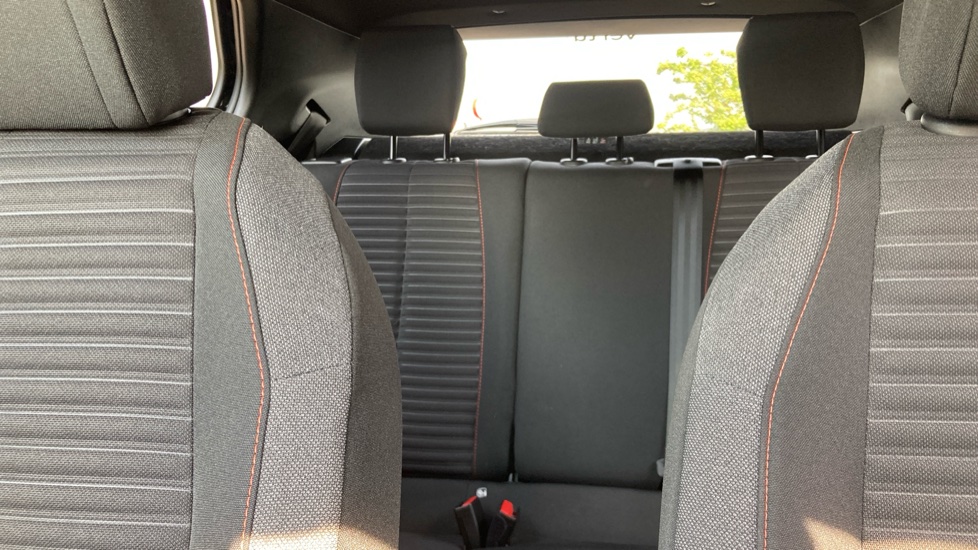 Peugeot 2008 100kW Active Premium+ 50kWh 5dr Auto Electric Estate - Image 15