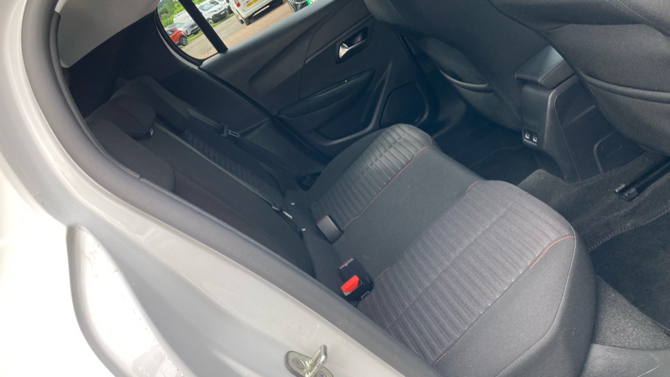 Peugeot 208 1.2 PureTech 100 Active Premium + 5dr EAT8 Petrol Hatchback - Image 16