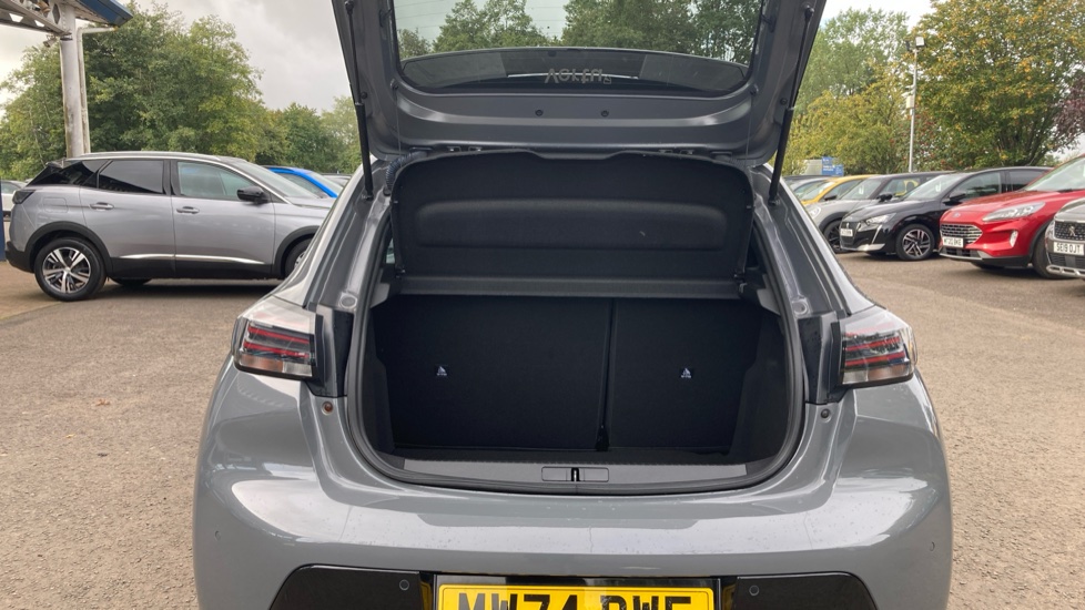 Peugeot 208 1.2 PureTech 100 Allure 5dr Petrol Hatchback - Image 4