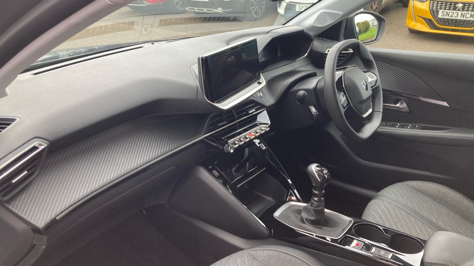 Peugeot 208 1.2 PureTech 100 Allure 5dr Petrol Hatchback - Image 9