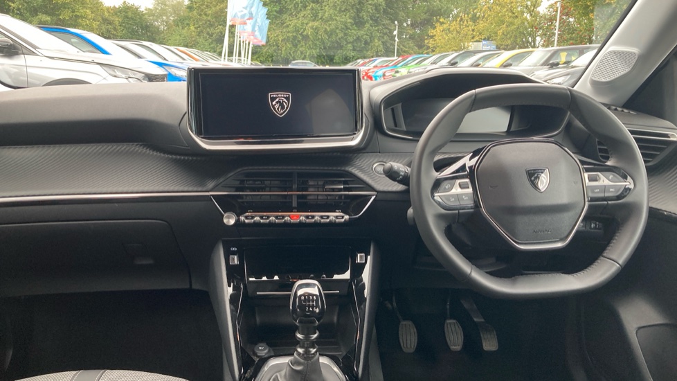 Peugeot 208 1.2 PureTech 100 Allure 5dr Petrol Hatchback - Image 39